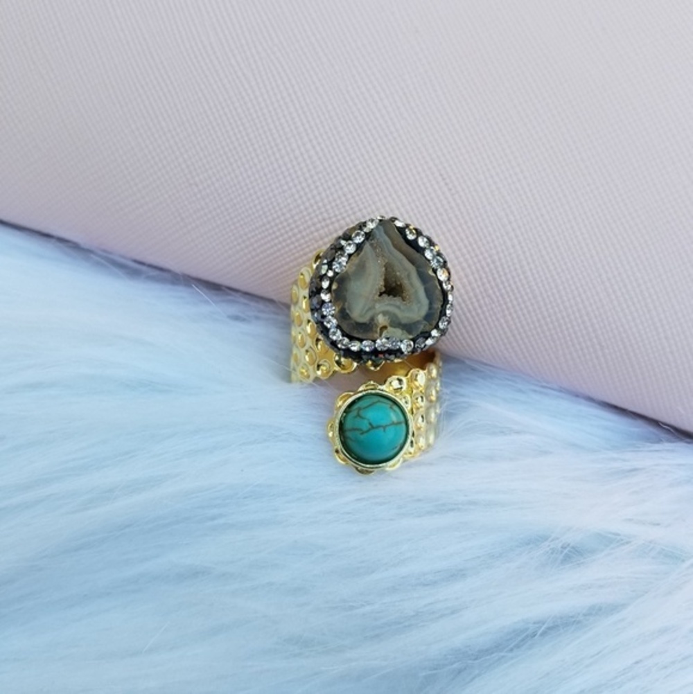 Druzy swirl ring